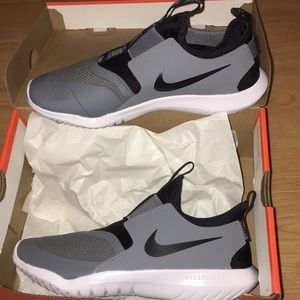 Nike Flex Runner Sneaker